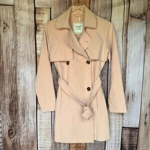 Abercrombie & Fitch Trench Coat Jacket Small Drapey Light‎ Pink Spring Classic